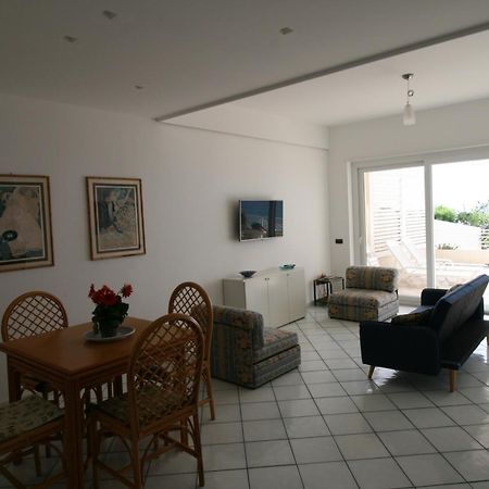Villa Laura - Sul Mare Pizzo  Extérieur photo