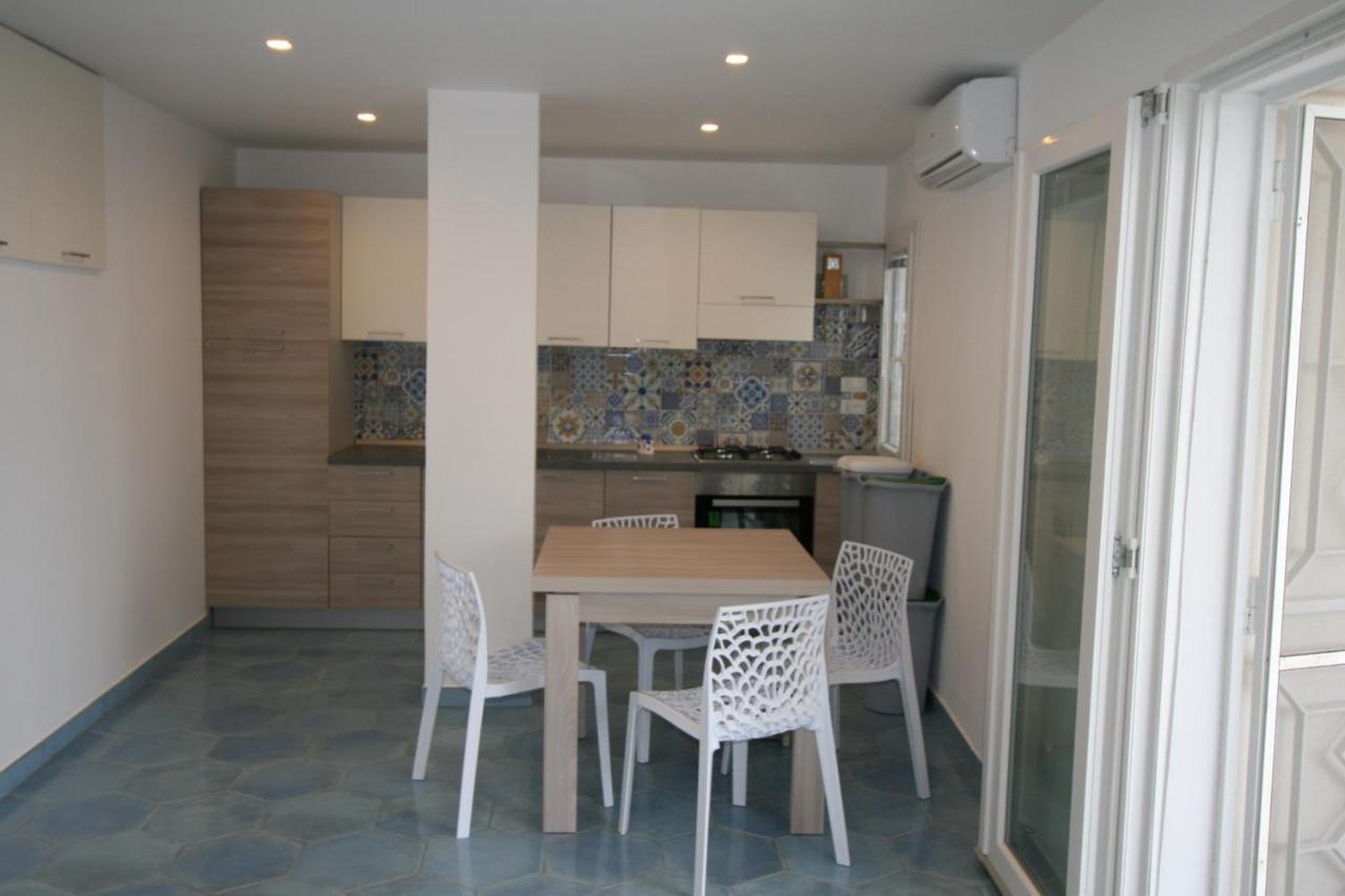 Villa Laura - Sul Mare Pizzo  Extérieur photo