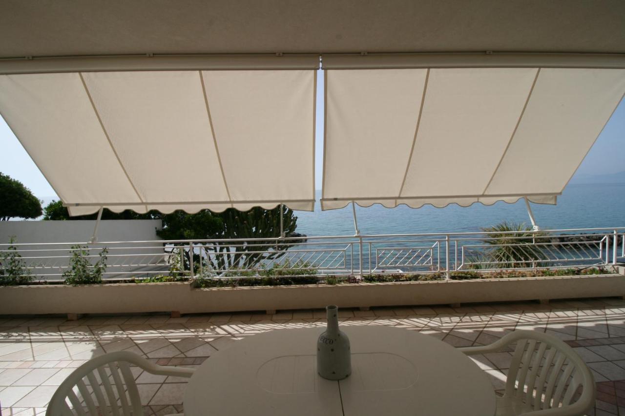 Villa Laura - Sul Mare Pizzo  Extérieur photo