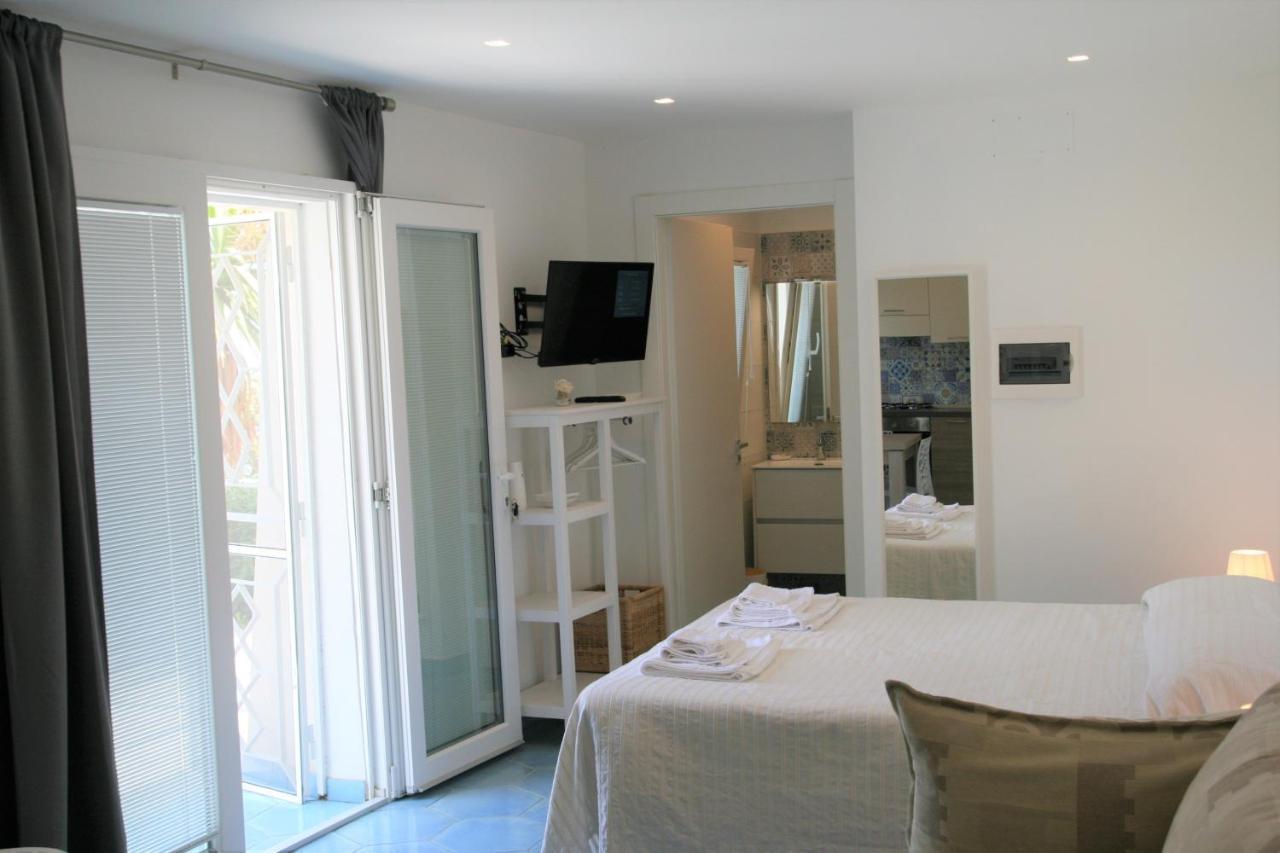 Villa Laura - Sul Mare Pizzo  Extérieur photo