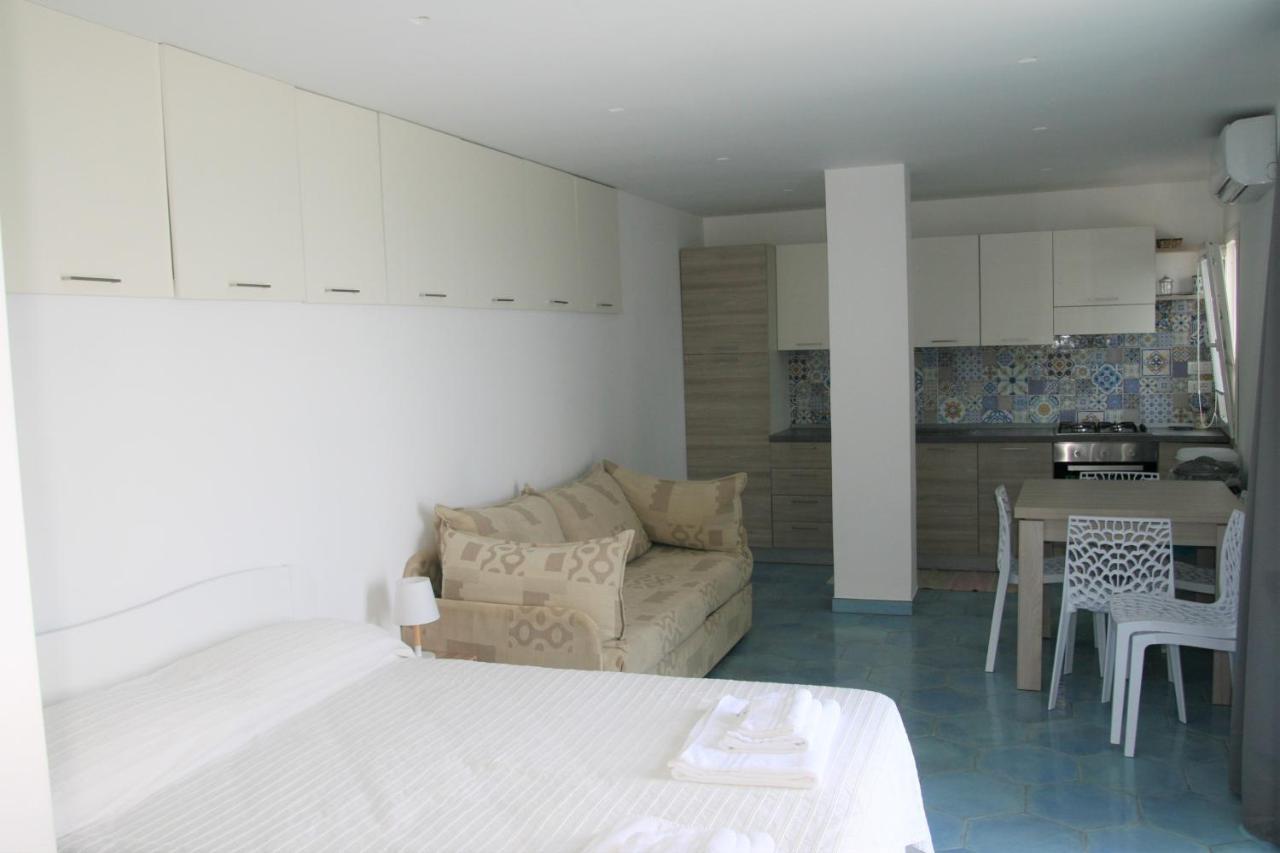 Villa Laura - Sul Mare Pizzo  Extérieur photo