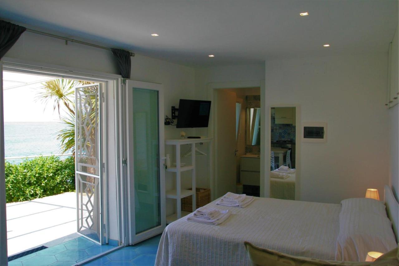 Villa Laura - Sul Mare Pizzo  Extérieur photo