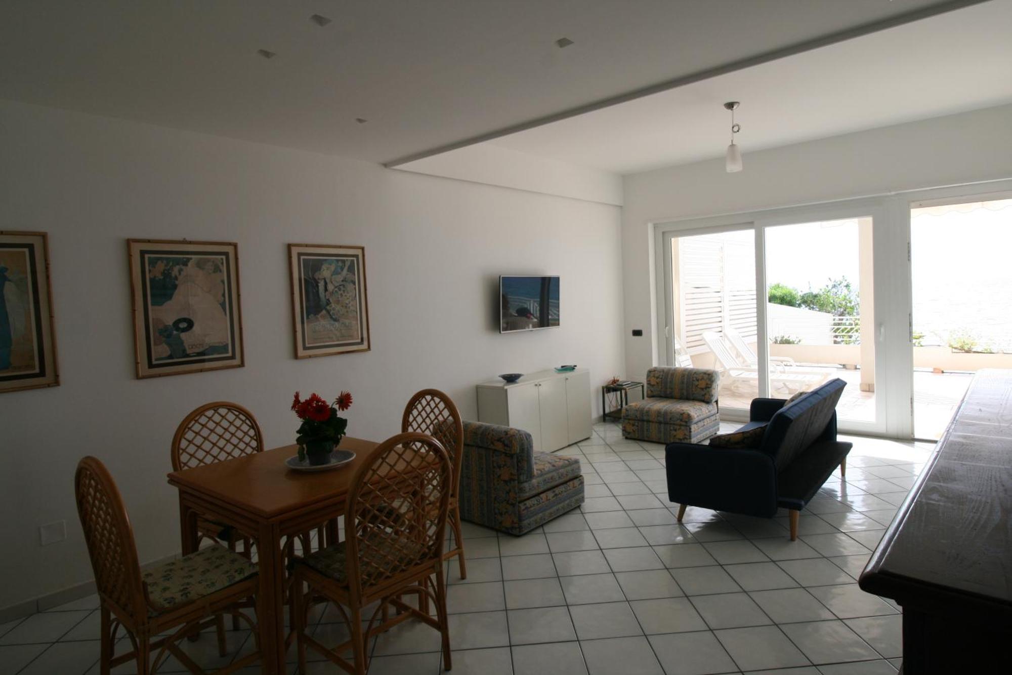 Villa Laura - Sul Mare Pizzo  Extérieur photo