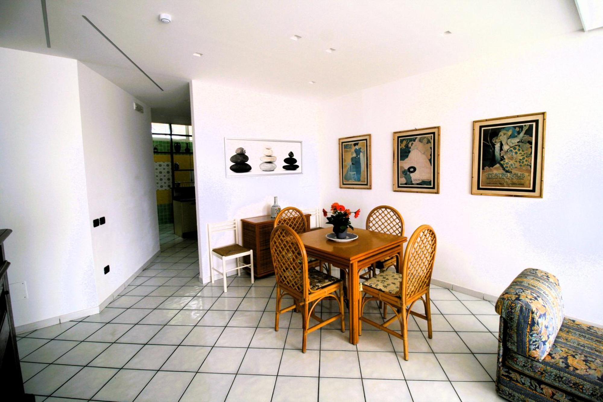 Villa Laura - Sul Mare Pizzo  Extérieur photo